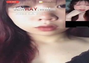 เธอโชว์หีที่น่าสนใจสุด ๆ ของเธอ