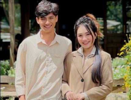 สอนเพื่อนที่ดีที่สุดของคุณถึงวิธีการมีเพศสัมพันธ์กับสาว ๆ เพื่อตอบสนองสุดยอด