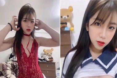 สาวสวยชอบแสดงบิกินี่และรอบหนึ่งออนไลน์