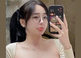 CUC กำลังถ่ายเซลฟี่