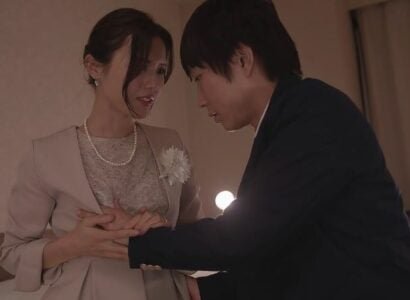 ลูกชายของเขาเพิ่งกลายเป็นคนรักในคืนที่สำเร็จการศึกษา