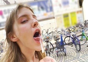 ในภาพยนตร์เรื่องเพศล่าสุด Melody Marks กำลังสำรวจคืนแห่งปารีส